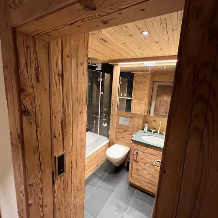 Luxury غشتاد